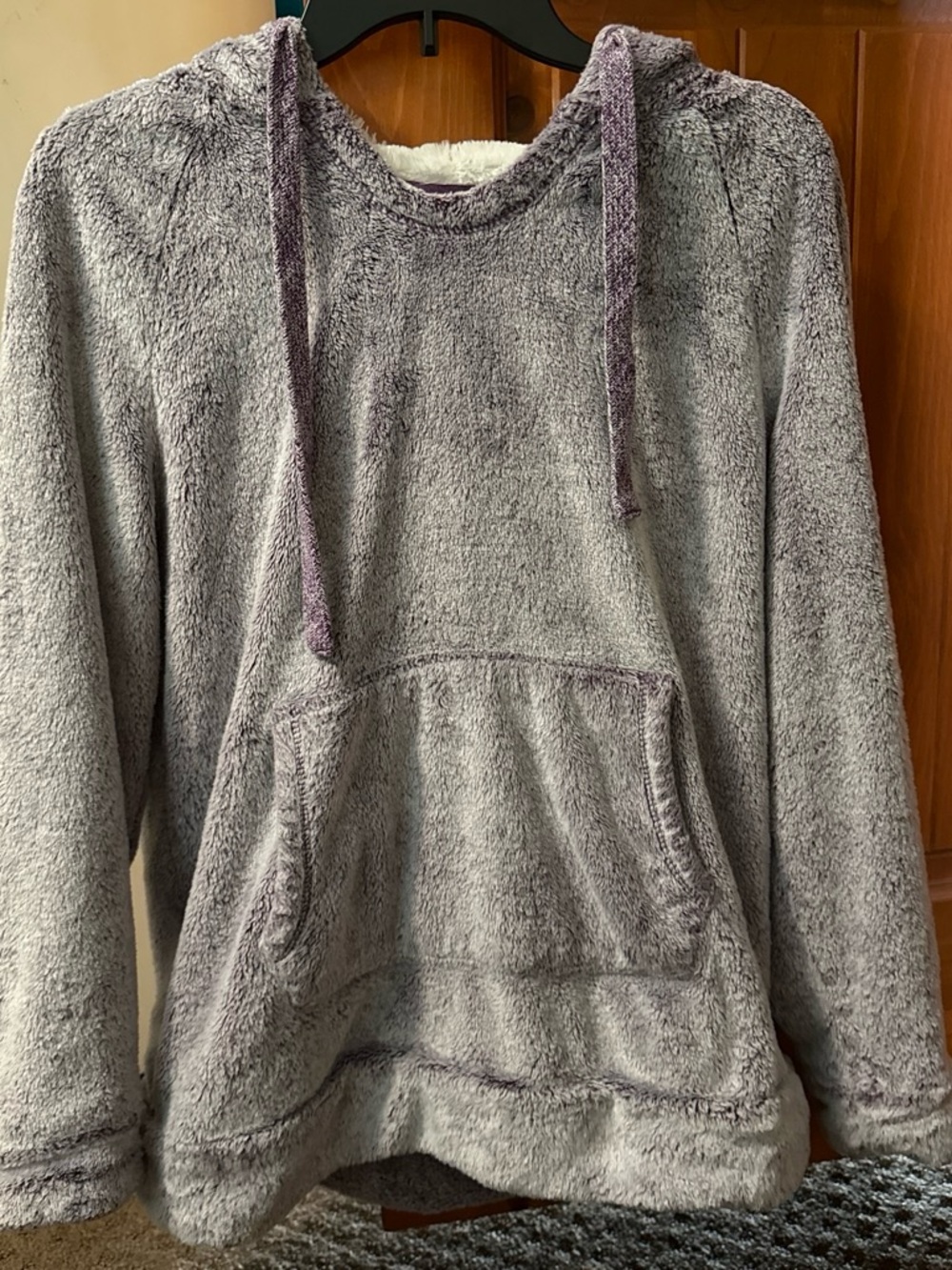 Plush Hooded Pullover Sweater in Light Purple